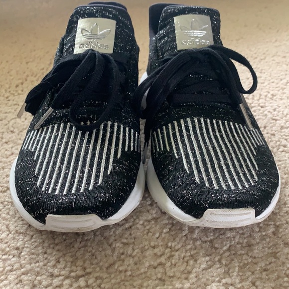 Adidas Athletic Running Shoes size 6 - Picture 7 of 11